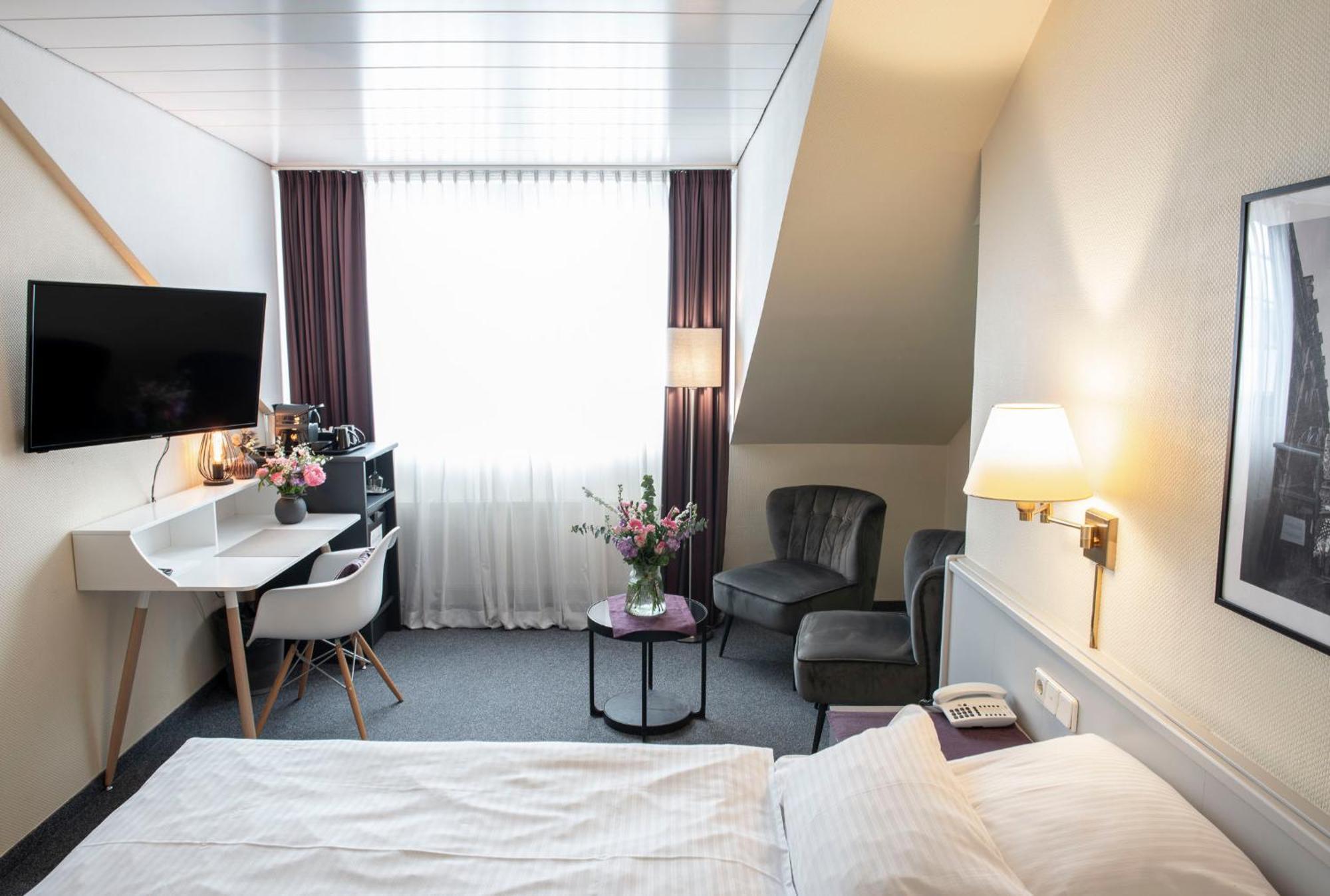 Hotel Alte Post Krefeld Eksteriør billede