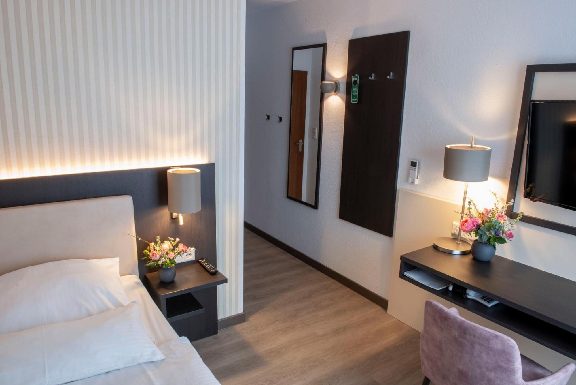 Hotel Alte Post Krefeld Eksteriør billede