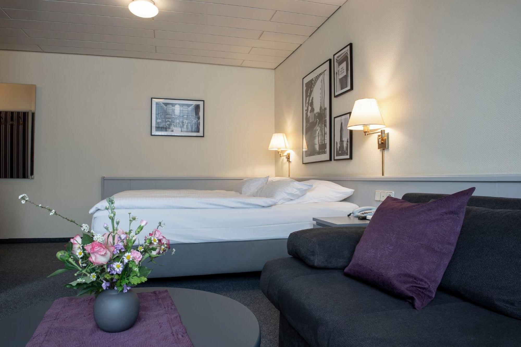 Hotel Alte Post Krefeld Eksteriør billede